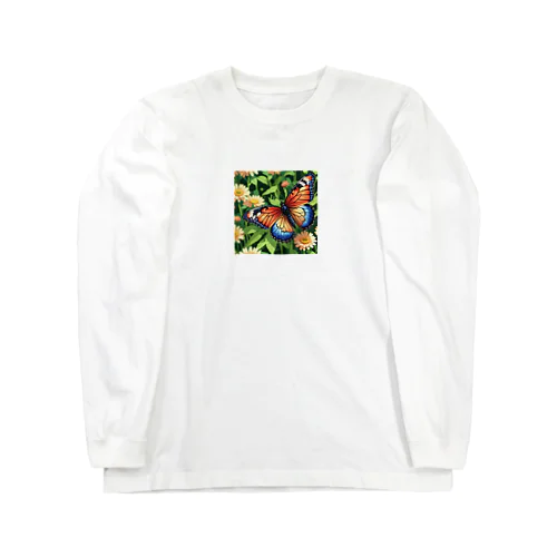 蜜を吸っている蝶の吻 Long Sleeve T-Shirt