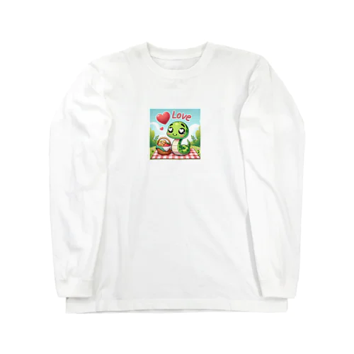 贅沢なピクニックを楽しむ愛らしいヘビ Long Sleeve T-Shirt