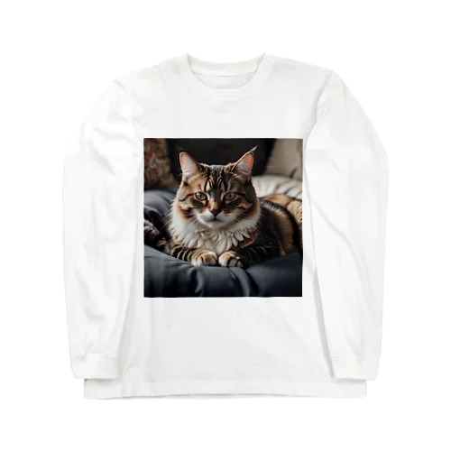 クッションと猫 Long Sleeve T-Shirt