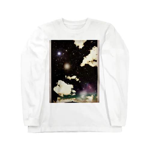 宇宙と雲のコラボ ロングスリーブTシャツ