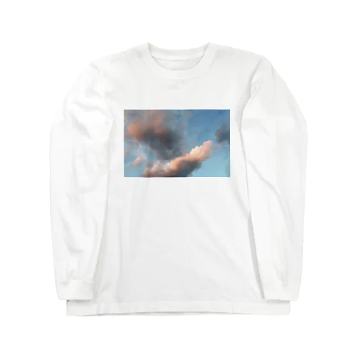 濃い水色の雲 ロングスリーブTシャツ