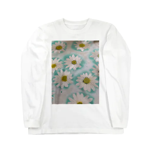 Daisy doesn’t know each other.  Long Sleeve T-Shirt