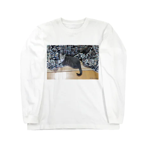 炬燵を出したら大喜び Long Sleeve T-Shirt