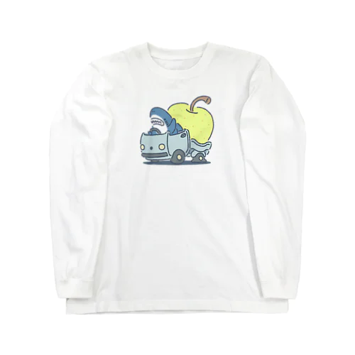 巨大梨を収穫したサメ Long Sleeve T-Shirt