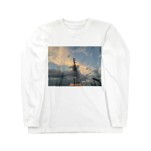 (セール中)Sunset over the tower Long Sleeve T-Shirt