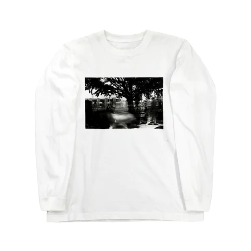 Silhouette Long Sleeve T-Shirt