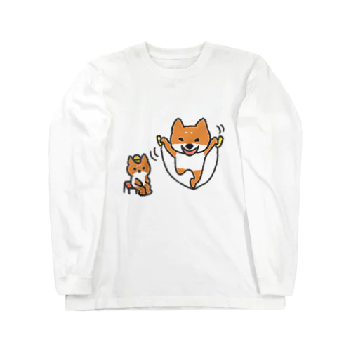 縄跳びをする犬と座っている犬 Long Sleeve T-Shirt