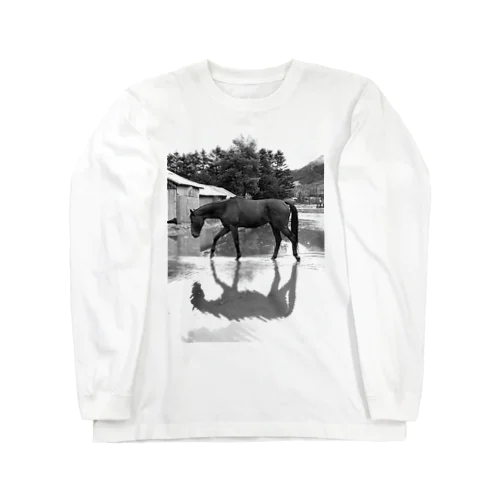 雨上がりの馬　引退競走馬インディ Long Sleeve T-Shirt