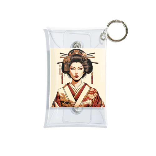 和の粋を纏う、優美な姿Elegance in tradition, a vision of grace. Mini Clear Multipurpose Case