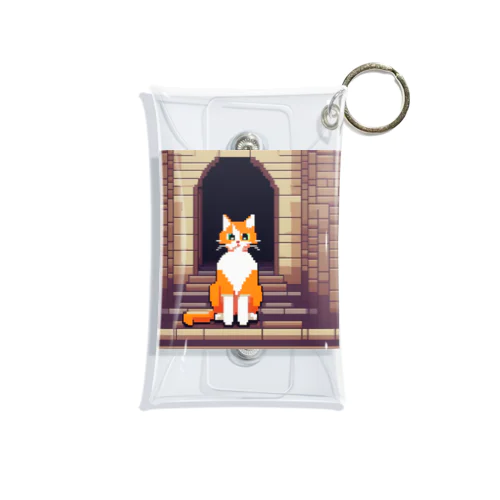 トンネルで遊んでいる猫 Mini Clear Multipurpose Case