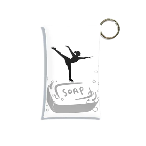 skating on soap ミニクリアマルチケース