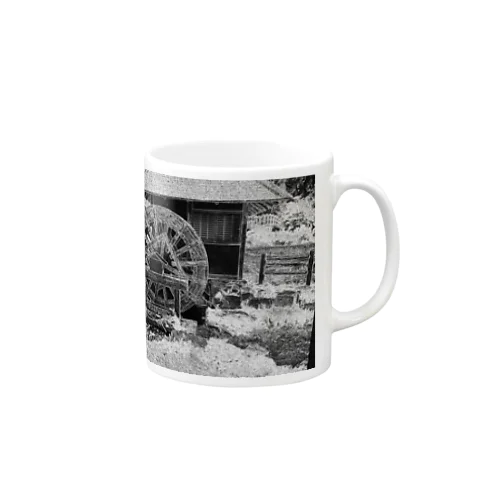 と或る田舎の水車 Mug