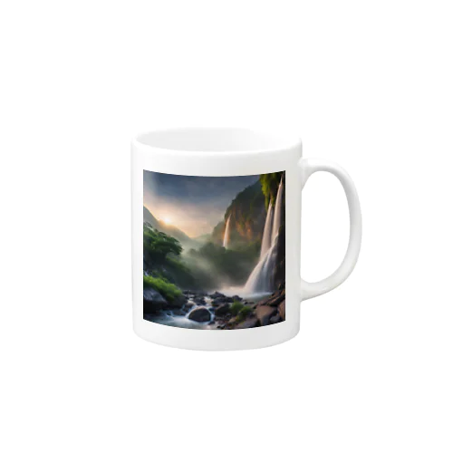 夜明けの滝と山々の美しい自然風景 Mug