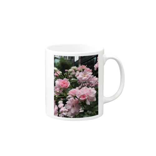 三菱一号美術館の薔薇 Mug