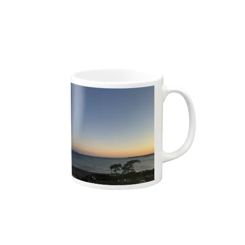 ただの夕方の海 Mug