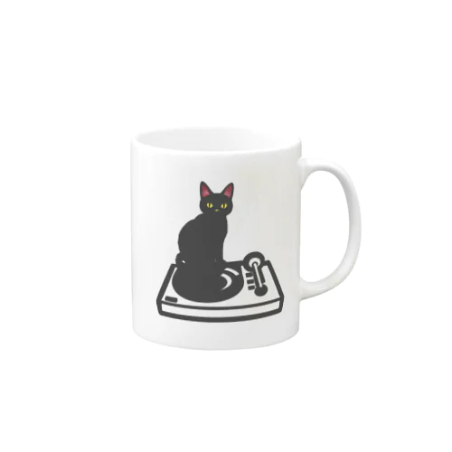 ターンテーブルに乗る黒猫 Mug