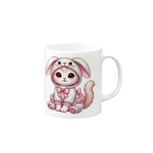 ふわふわバニーコスチュームのかわいい子猫 Mug