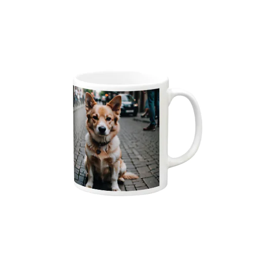 パワフルとは対照的な風貌を持つ可愛らしい犬がカメラ目線！ マグカップ