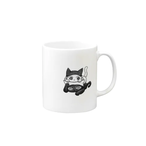 クロとシロ、乗っかる Mug