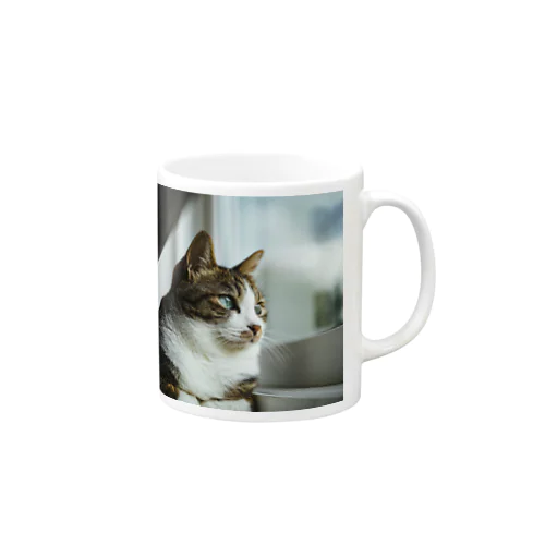 窓辺の猫 Mug