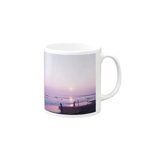 夕暮れの海岸 Mug