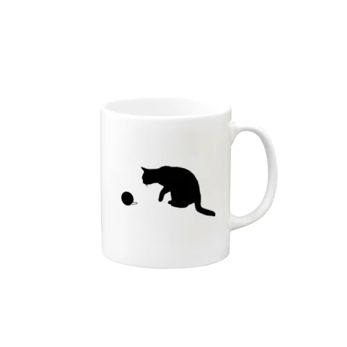 毛玉と遊ぶ猫 Mug