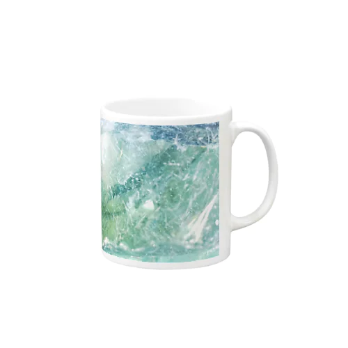 揺れ海に沈む Mug