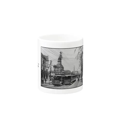 東京の風景 銀座 路面電車と、服部時計店 （モノクロフォト） Mug