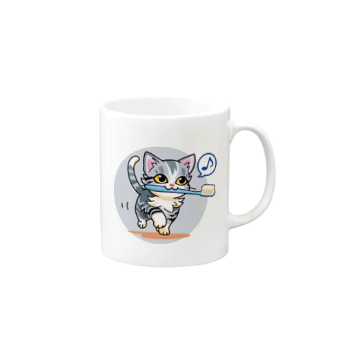 歯ブラシをくわえたアメリカンショートヘアの子猫 Mug