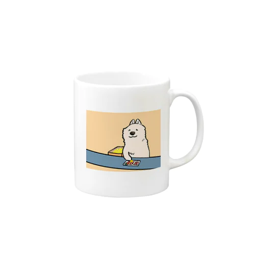 おさしみにタンポポを乗せる仕事をしているサモエドイヌ Mug