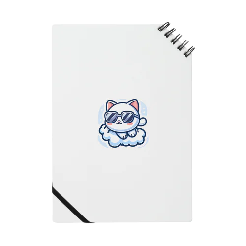 ふわふわの雲の上に座るねこちゃん Notebook