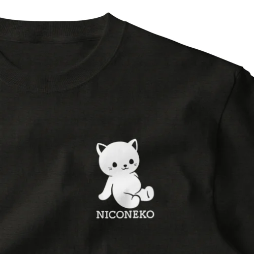 「にこねこ保育園」白猫Tシャツが登場！🐱（白マーク） ワンポイントTシャツ