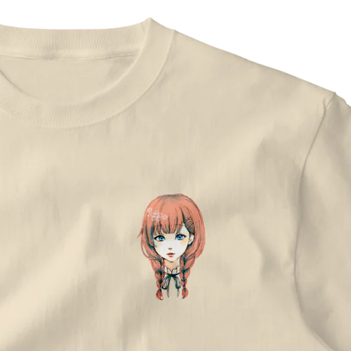 三つ編み女の子 ワンポイントTシャツ