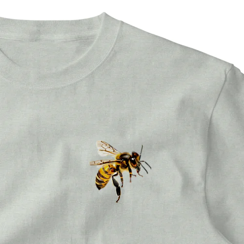 bee ワンポイントTシャツ