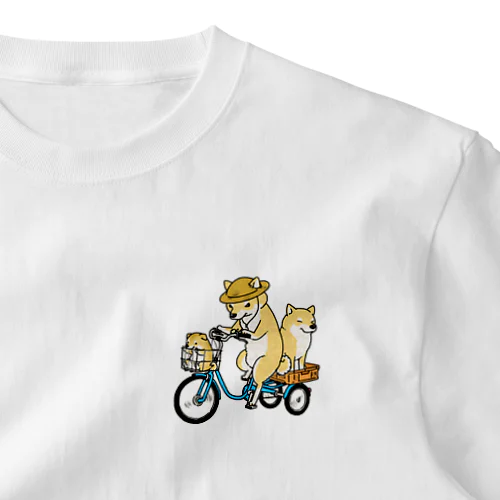 三輪自転車に乗る柴犬たち（赤柴） ワンポイントTシャツ