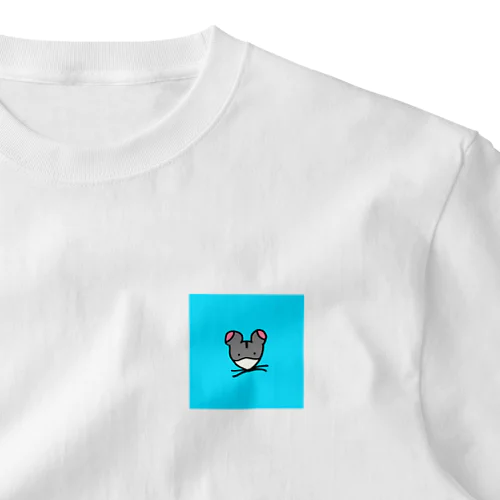 light blue ワンポイントTシャツ