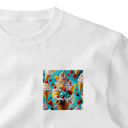 ソフトクリームのアイスクリーム One Point T-Shirt