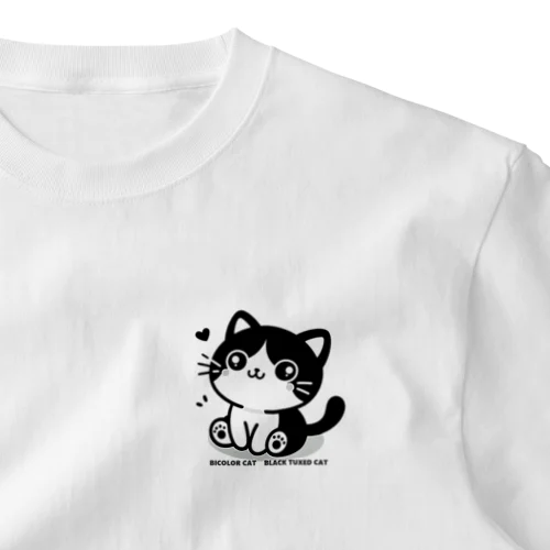 BICOLOR CAT BLACK TUXED CAT 開運猫2 ワンポイントTシャツ