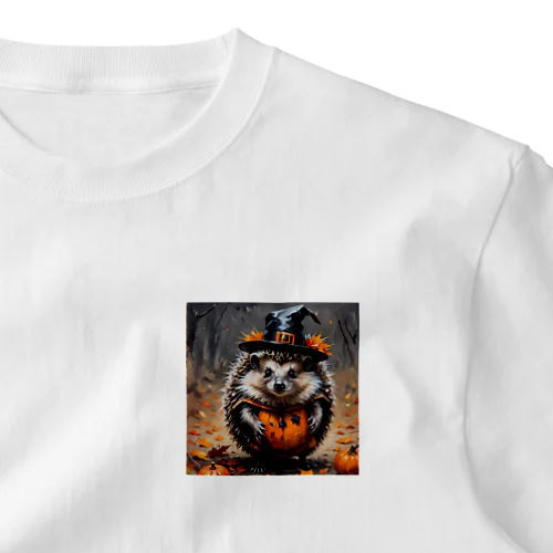 ハロウィンの仮装をしているハリネズミ One Point T-Shirt