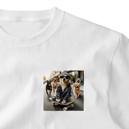 スケートボードの犬 グッズ ワンポイントTシャツ