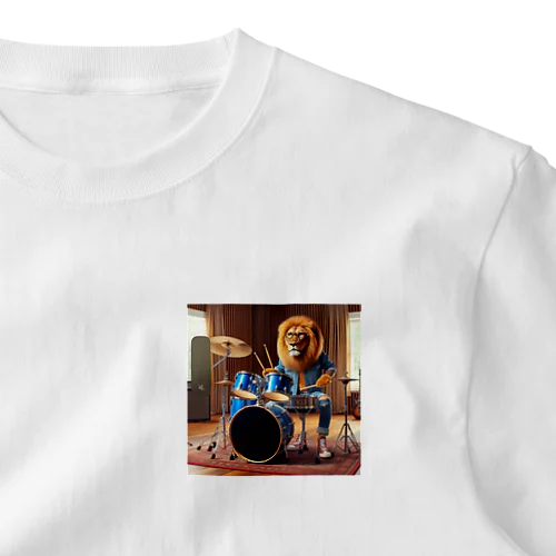 音楽スタジオでドラムを華麗にたたくライオン③ One Point T-Shirt