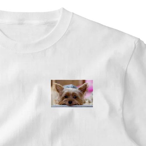 食事をまつ犬 ワンポイントTシャツ