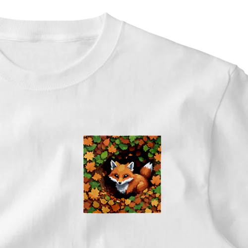 森の中のキツネ ワンポイントTシャツ