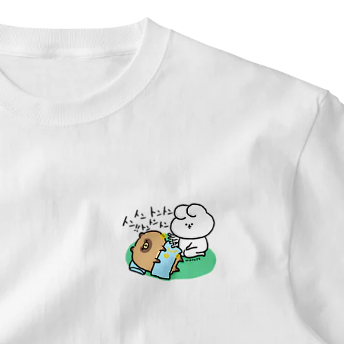 強め ワンポイントTシャツ