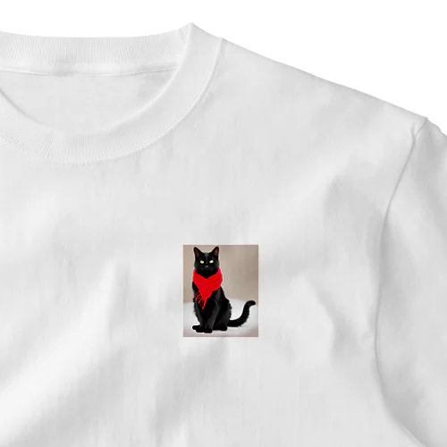 かわいい赤マフラーの黒猫 One Point T-Shirt