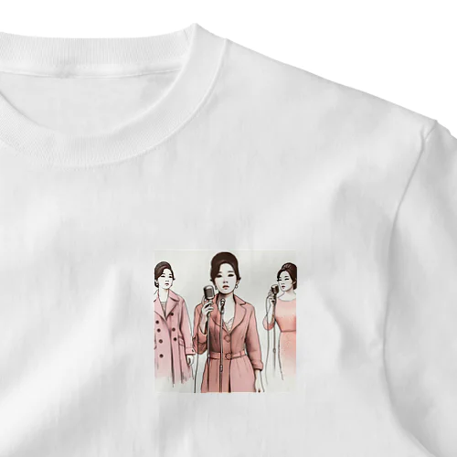 哀愁を持つ女性シンガー ワンポイントTシャツ