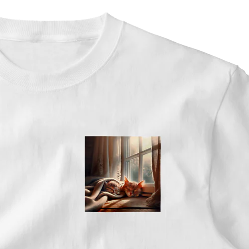 お眠りネコちゃん ワンポイントTシャツ