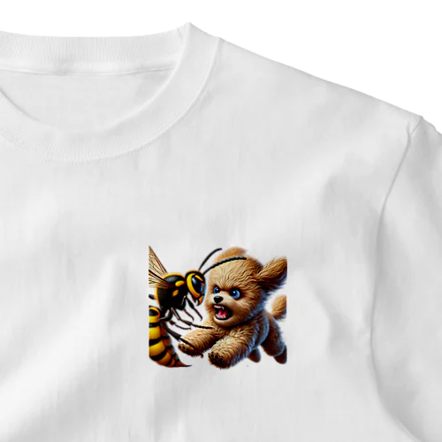 Fighting the giant hornet ワンポイントTシャツ