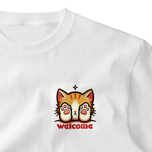 肉球で目隠し猫ちゃん ワンポイントTシャツ