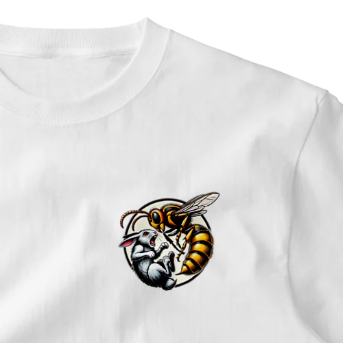 Fighting the giant hornet ワンポイントTシャツ